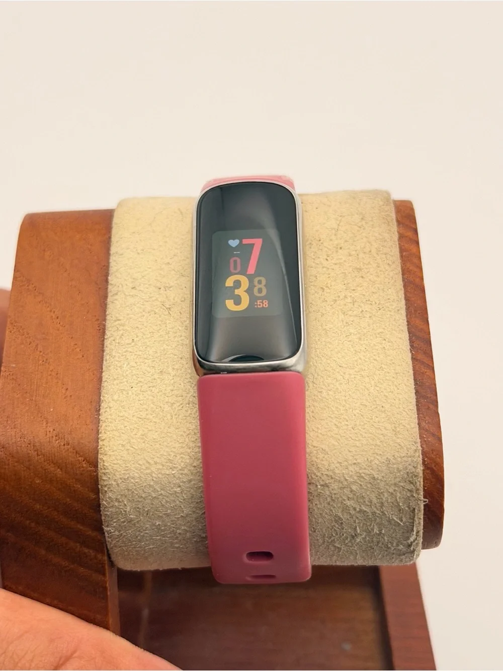 Fitbit Luxe, Tested, Charger Included, Pink/Chrome, Fitness tracker